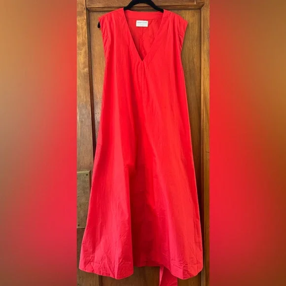 Modern Citizen Claudette Tie Waist Cotton Dress in Berry Red- Medium - Picture 3 of 7